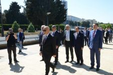 Vahid Kirişci Şəhidlər xiyabanını və Bakı Türk şəhidliyini ziyarət edib (FOTO)