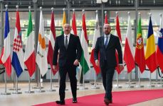 Prezident İlham Əliyevin Avropa İttifaqı Şurasının Prezidenti Şarl Mişel ilə təkbətək görüşü keçirilib (FOTO/VİDEO)