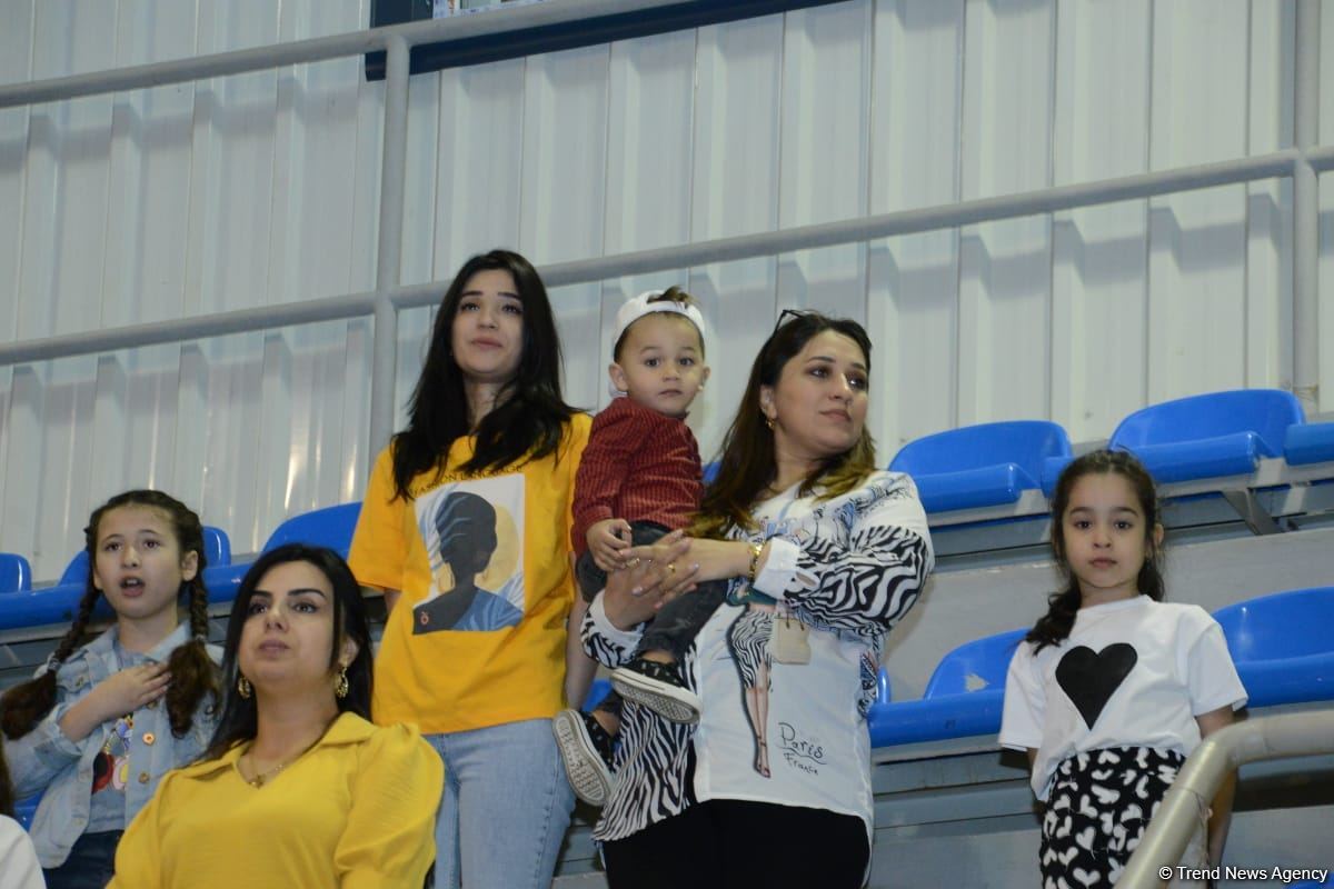 Aerobika gimnastikası üzrə Azərbaycan çempionatı və Bakı birinciliyi start götürüb (FOTO)