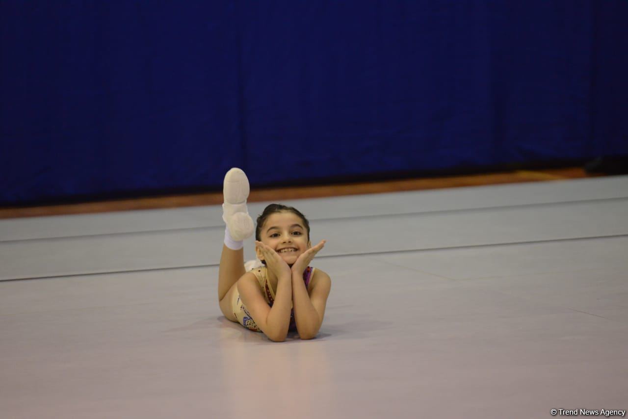 Aerobika gimnastikası üzrə Azərbaycan çempionatı və Bakı birinciliyi start götürüb (FOTO)