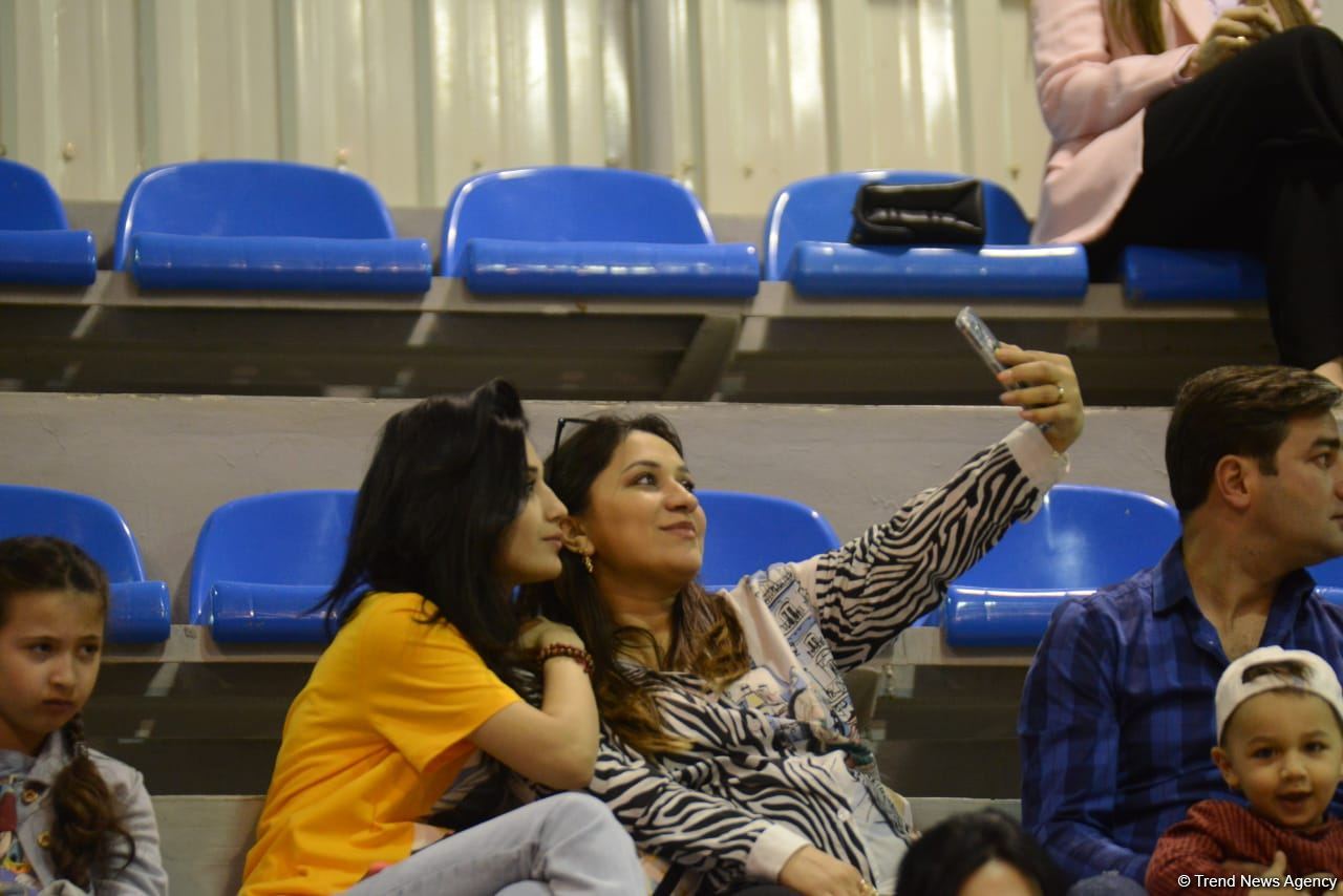 Aerobika gimnastikası üzrə Azərbaycan çempionatı və Bakı birinciliyi start götürüb (FOTO)