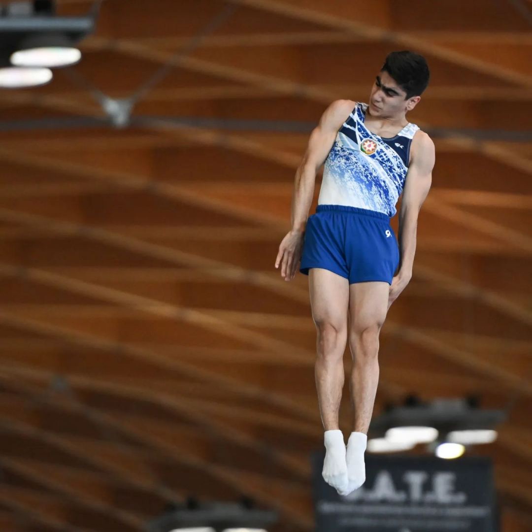 Azərbaycan gimnastı İtaliyada qızıl medal qazanıb (FOTO)
