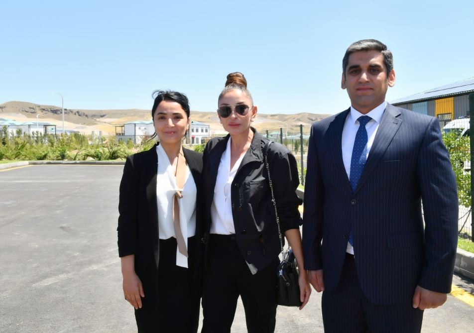 Prezident İlham Əliyev və Birinci xanım Mehriban Əliyeva Zəngilanda “Ağıllı kənd” layihəsinin birinci mərhələsi üzrə açılış mərasimində iştirak ediblər (YENİLƏNİB-2) (FOTO/VİDEO)