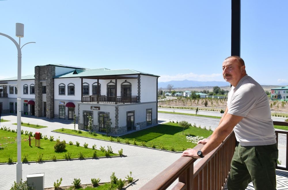 Prezident İlham Əliyev və Birinci xanım Mehriban Əliyeva Zəngilanda “Ağıllı kənd” layihəsinin birinci mərhələsi üzrə açılış mərasimində iştirak ediblər (YENİLƏNİB-2) (FOTO/VİDEO)