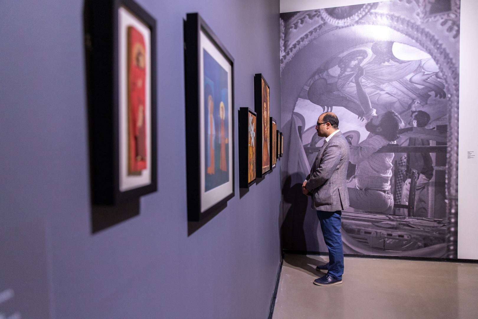 YARAT Müasir İncəsənət Məkanında Ucal Haqverdiyevin "Mövcudluqda ünsiyyət" adlı fərdi retrospektiv sərgisi açılıb (FOTO)