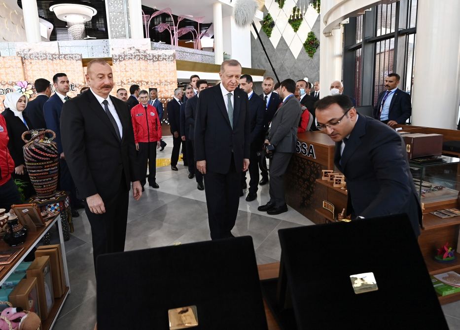 Azərbaycan və Türkiyə prezidentləri 7 saylı Bakı “ASAN xidmət” mərkəzinin və “Bilim Bakı” mərkəzinin açılışında iştirak ediblər (FOTO) (YENİLƏNİB)