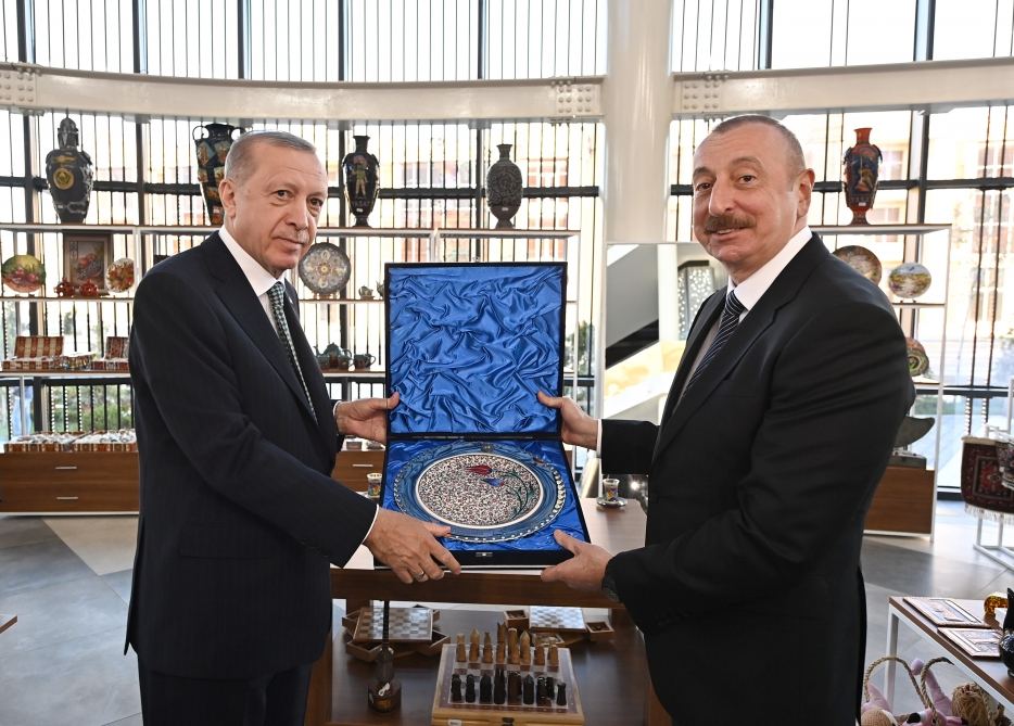 Azərbaycan və Türkiyə prezidentləri 7 saylı Bakı “ASAN xidmət” mərkəzinin və “Bilim Bakı” mərkəzinin açılışında iştirak ediblər (FOTO) (YENİLƏNİB)