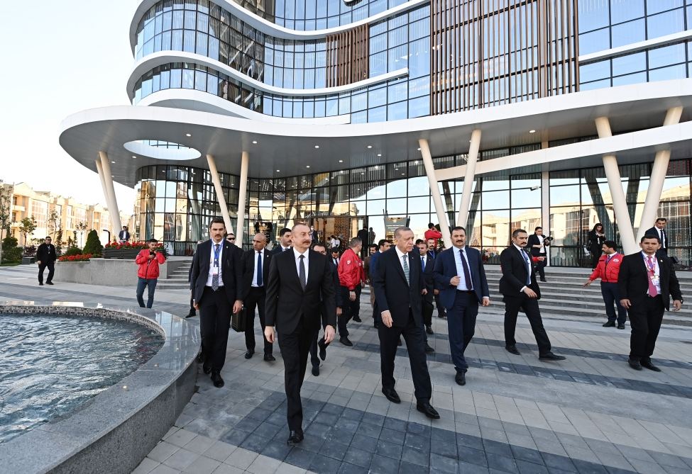 Azərbaycan və Türkiyə prezidentləri 7 saylı Bakı “ASAN xidmət” mərkəzinin və “Bilim Bakı” mərkəzinin açılışında iştirak ediblər (FOTO) (YENİLƏNİB)