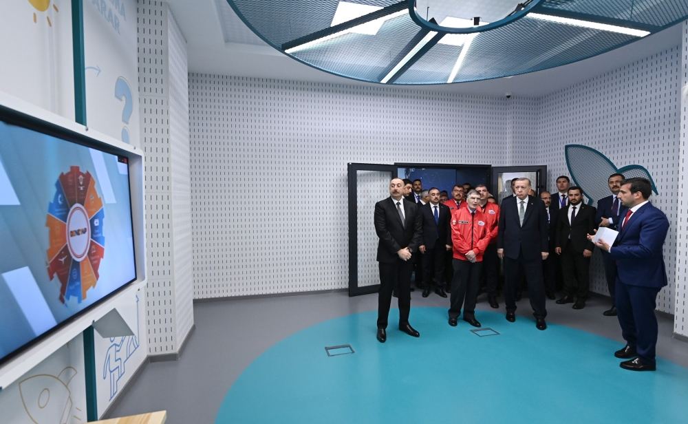 Azərbaycan və Türkiyə prezidentləri 7 saylı Bakı “ASAN xidmət” mərkəzinin və “Bilim Bakı” mərkəzinin açılışında iştirak ediblər (FOTO) (YENİLƏNİB)