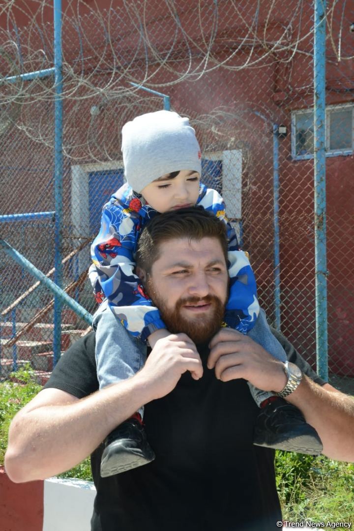 13 saylı cəzaçəkmə müəssisəsində 16 məhkuma əfv sərəncamı şamil edilib (FOTO)