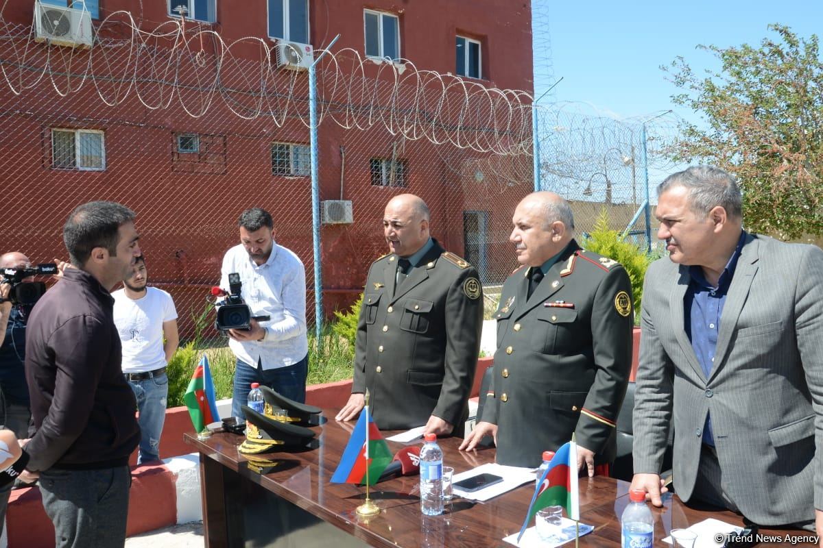 13 saylı cəzaçəkmə müəssisəsində 16 məhkuma əfv sərəncamı şamil edilib (FOTO)