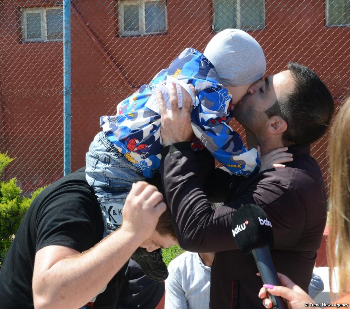 13 saylı cəzaçəkmə müəssisəsində 16 məhkuma əfv sərəncamı şamil edilib (FOTO)
