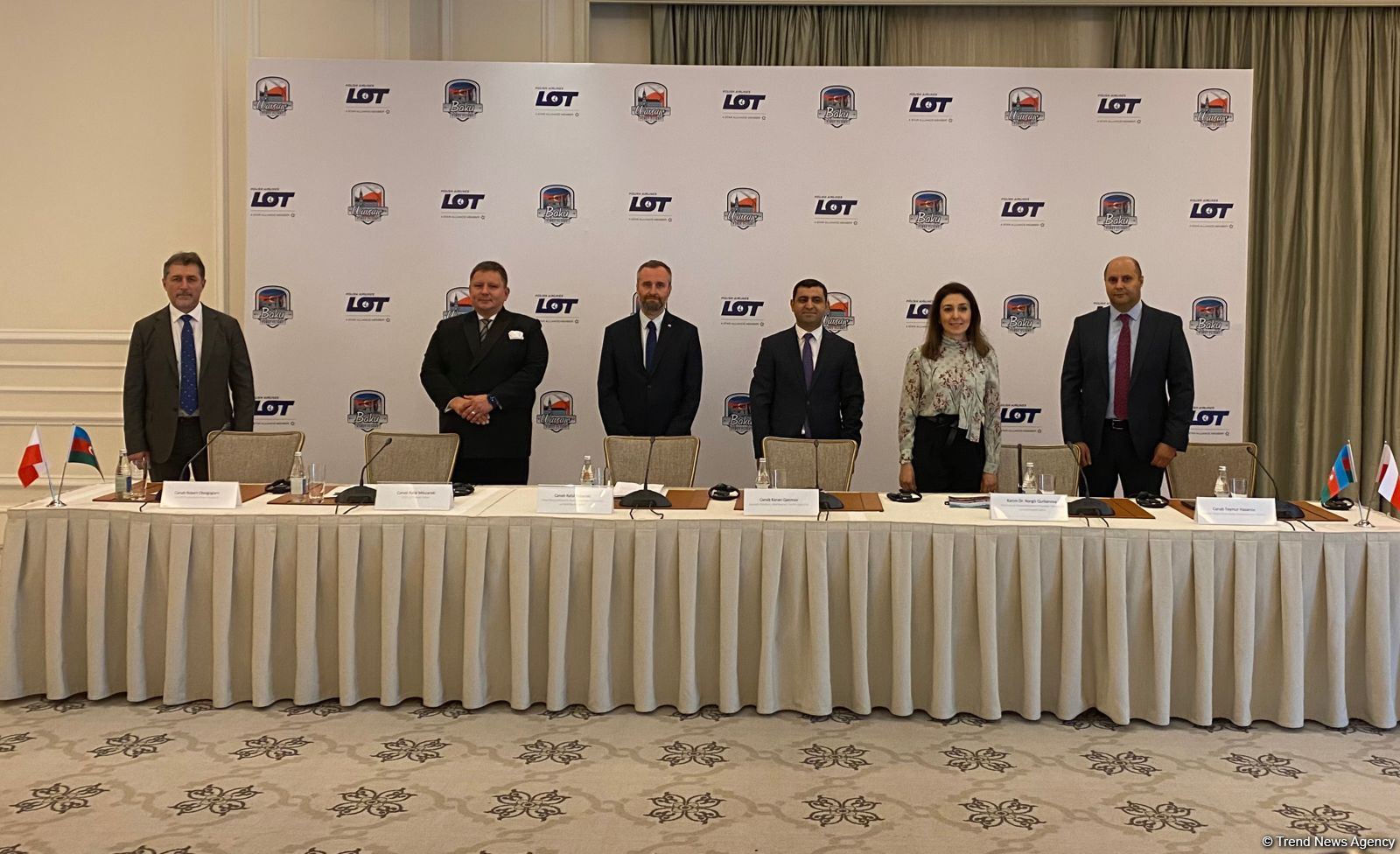 Azərbaycan və Polşa arasında birbaşa aviareysin açılması iki ölkə xalqlarının yaxınlaşmasına töhfə verəcək - Agentlik (FOTO)