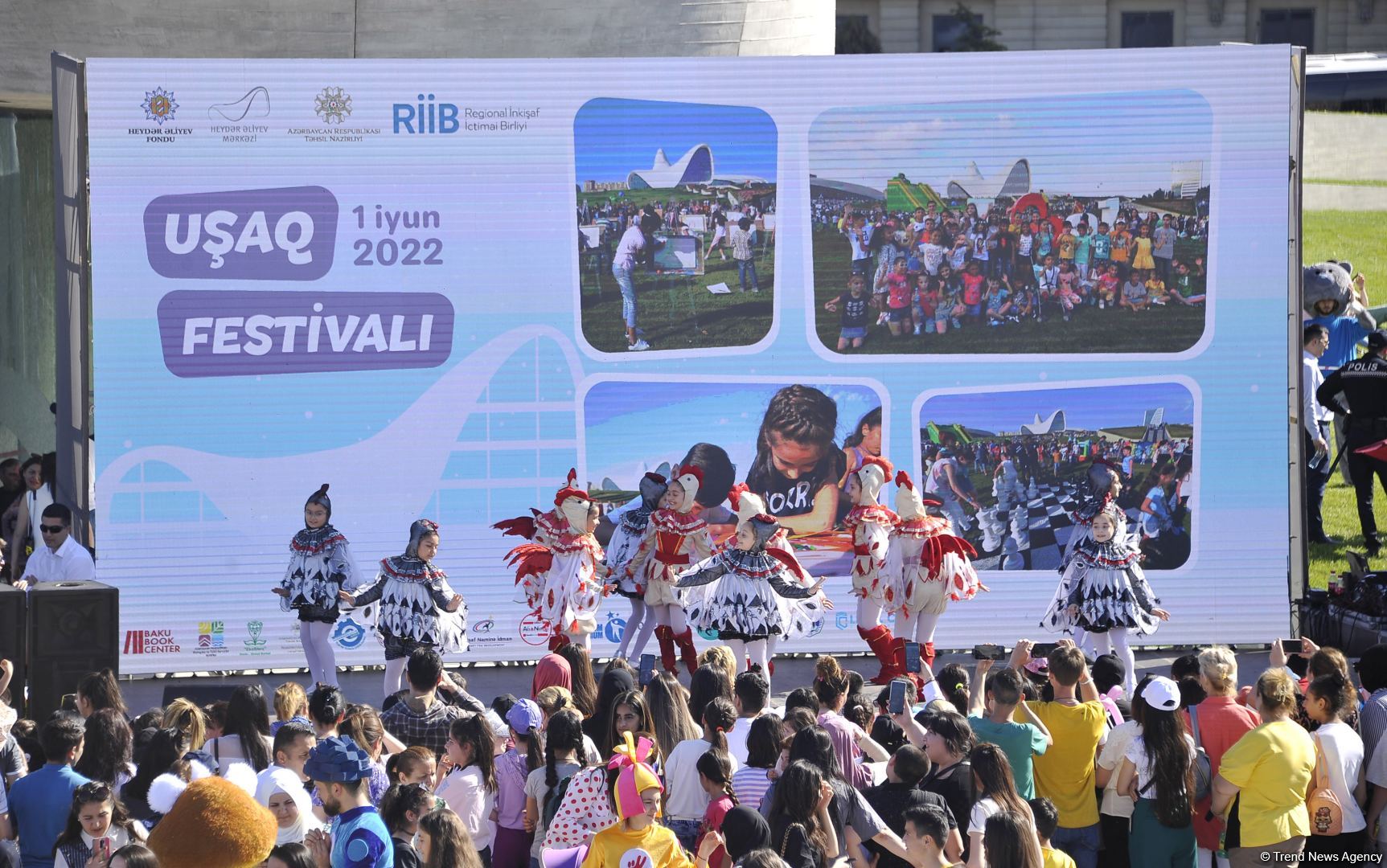 Heydər Əliyev Mərkəzinin parkında “Uşaq festivalı” keçirilib (FOTO)
