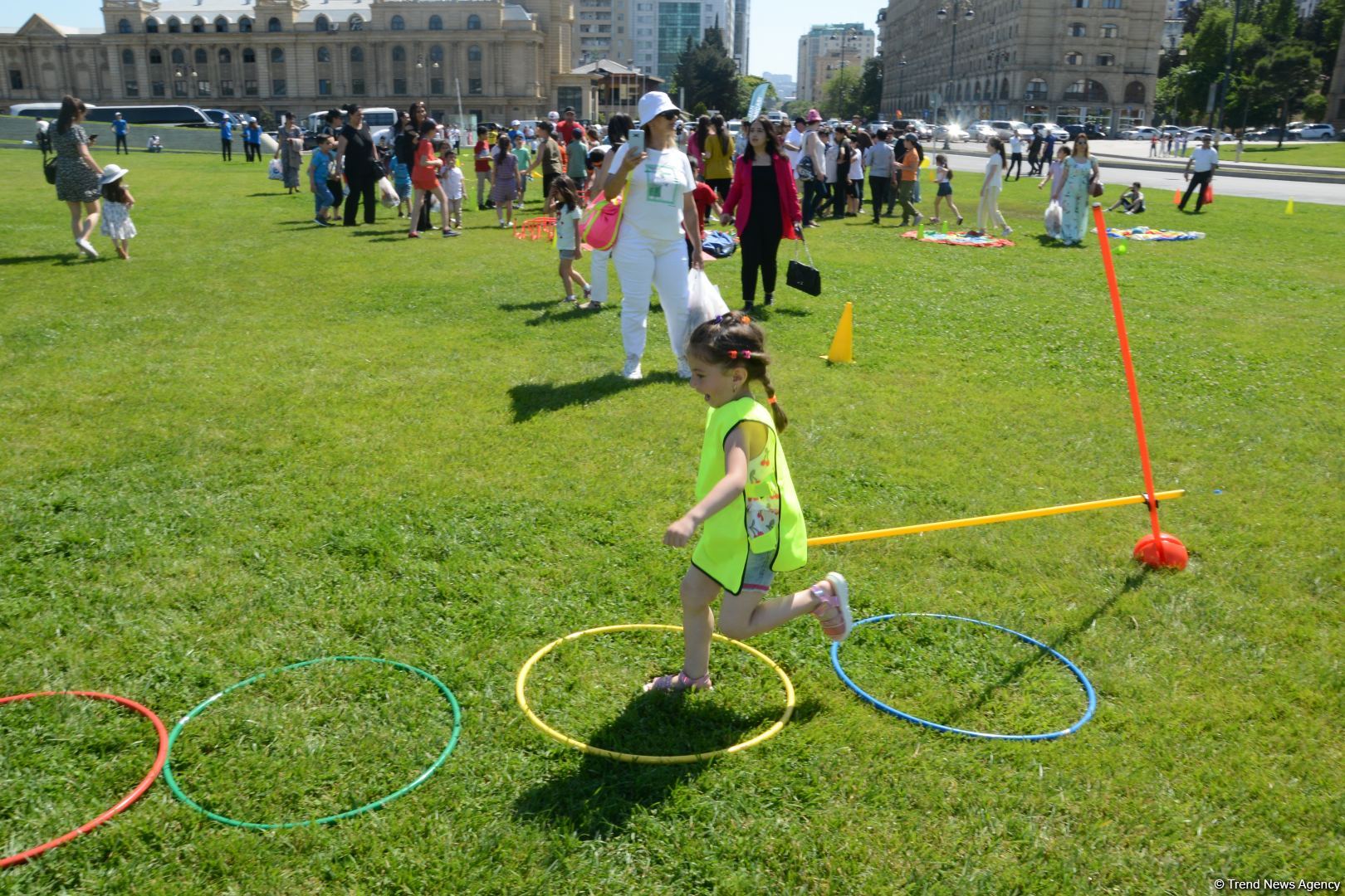 Heydər Əliyev Mərkəzinin parkında “Uşaq festivalı” keçirilib (FOTO)