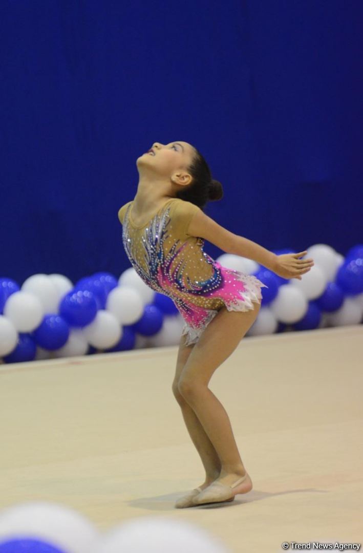 Bədii gimnastika üzrə "Ocaq Sport" klubunun açıq birinciliyinin ikinci günü start götürüb (FOTO)