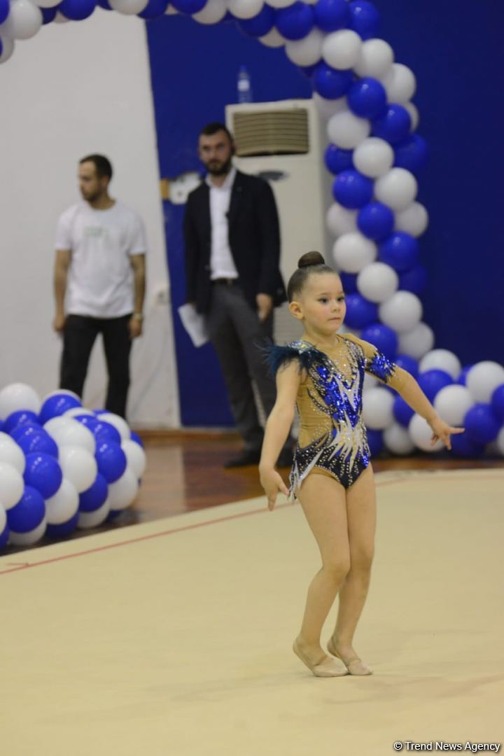 Bədii gimnastika üzrə "Ocaq Sport" klubunun açıq birinciliyinin ikinci günü start götürüb (FOTO)