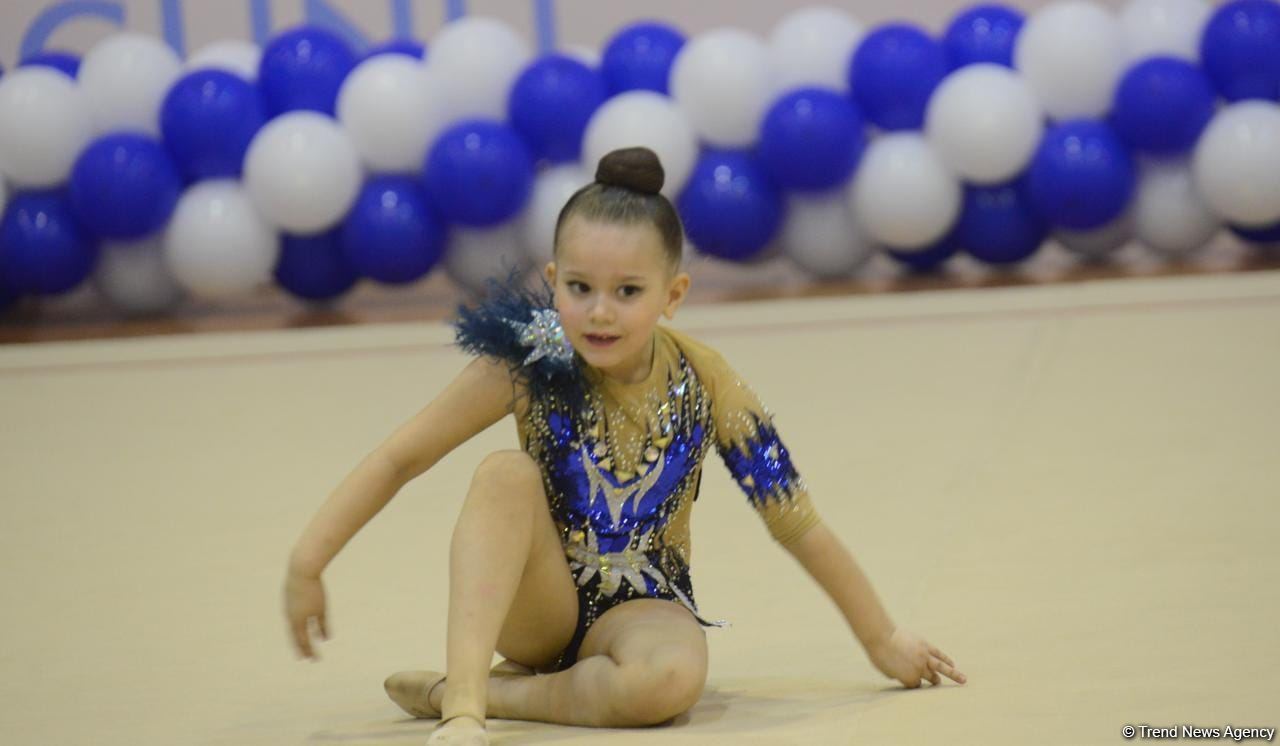 Bədii gimnastika üzrə "Ocaq Sport" klubunun açıq birinciliyinin ikinci günü start götürüb (FOTO)