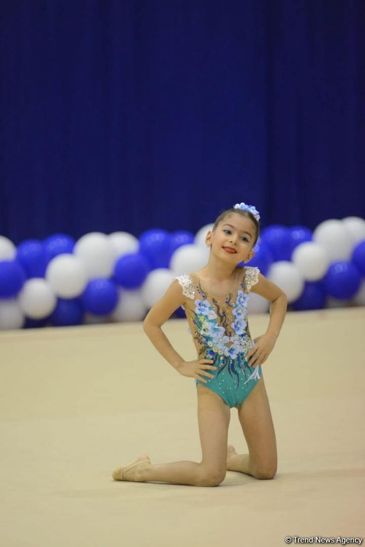 Bədii gimnastika üzrə "Ocaq Sport" klubunun açıq birinciliyinin ikinci günü start götürüb (FOTO)