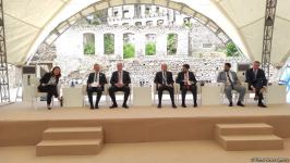 Şuşada Bakı Enerji Həftəsi çərçivəsində xüsusi sessiya keçirilir (FOTO)