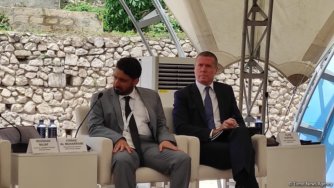Şuşada Bakı Enerji Həftəsi çərçivəsində xüsusi sessiya keçirilir (FOTO)