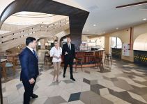 Prezident İlham Əliyev və Birinci xanım Mehriban Əliyeva Bakıda “Şərq Bazarı” kompleksində yaradılan şəraitlə tanış olublar (FOTO)