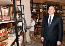 Prezident İlham Əliyev və Birinci xanım Mehriban Əliyeva Bakıda “Şərq Bazarı” kompleksində yaradılan şəraitlə tanış olublar (FOTO)