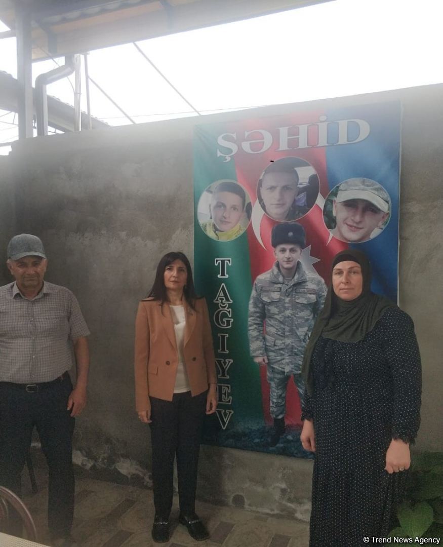 Millət vəkili Sevil Mikayılova Xaçmazda seçiciləri ilə görüşüb (FOTO)