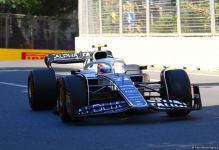 F1 pilotlarının birinci məşq sessiyası başa çatıb (FOTO)