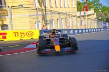 F1 pilotlarının birinci məşq sessiyası başa çatıb (FOTO)