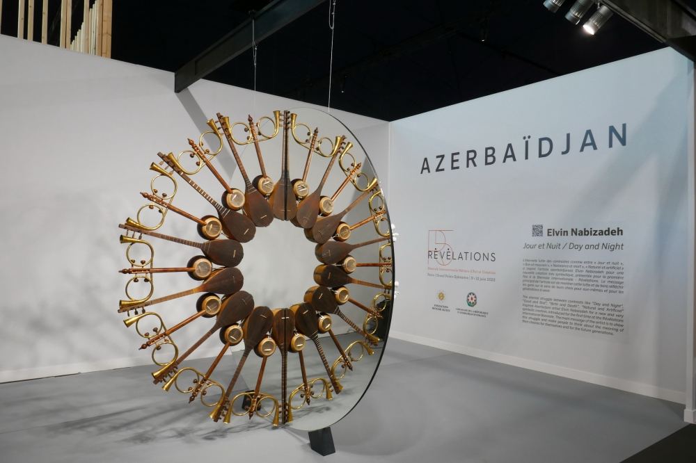 Heydər Əliyev Fondunun dəstəyi ilə Azərbaycan Parisdə “Revelations” Beynəlxalq Biennalesində təmsil olunur (FOTO)