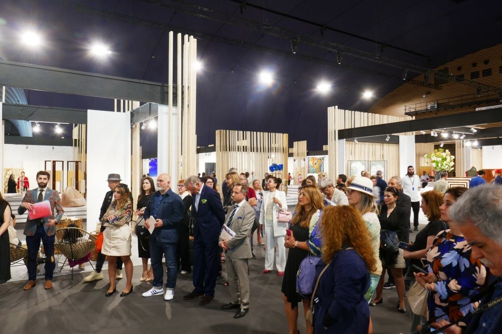 Heydər Əliyev Fondunun dəstəyi ilə Azərbaycan Parisdə “Revelations” Beynəlxalq Biennalesində təmsil olunur (FOTO)
