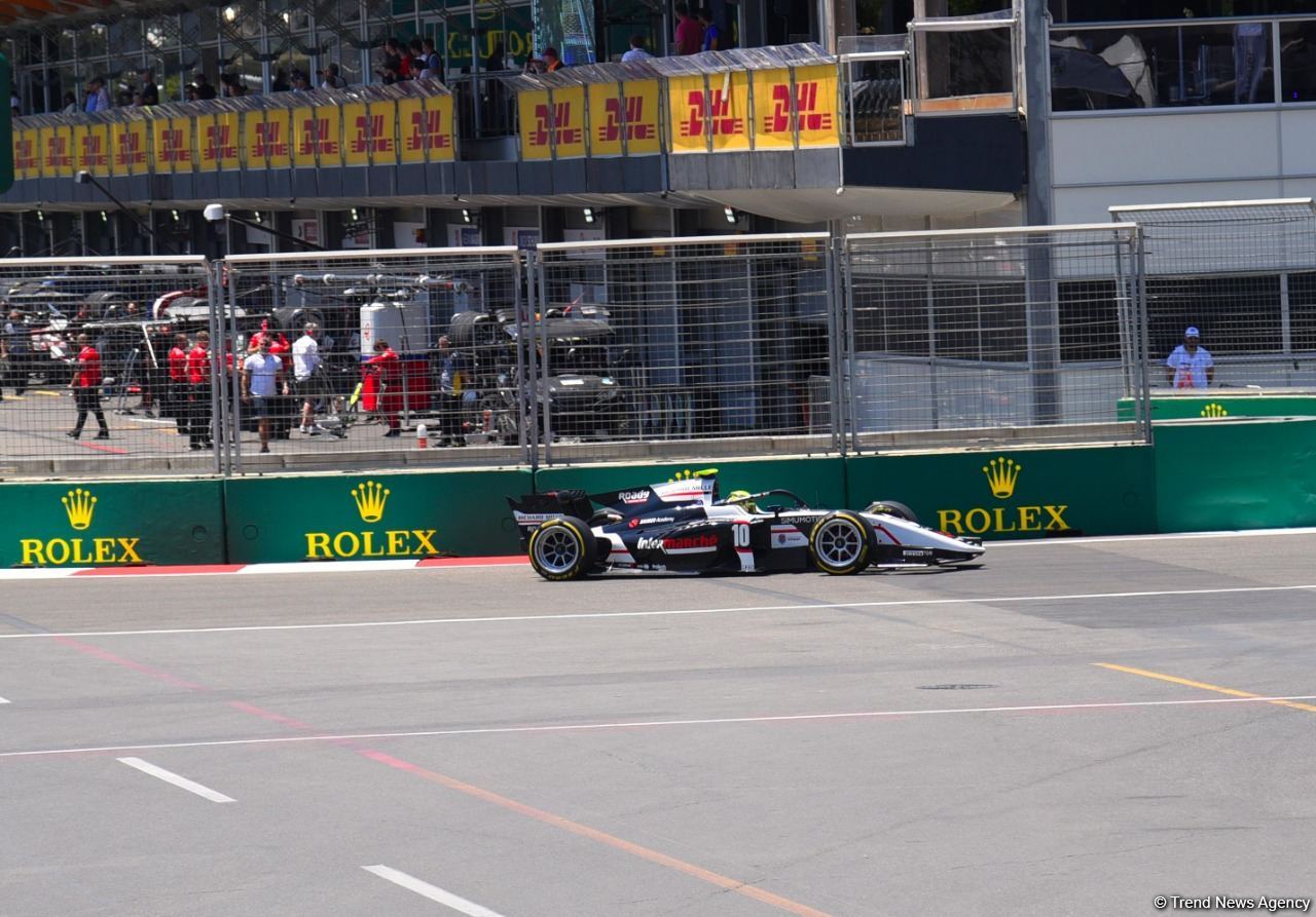 Azərbaycan Qran Prisi çərçivəsində Formula 2 pilotlarının məşq sessiyasına start verilib (FOTO)