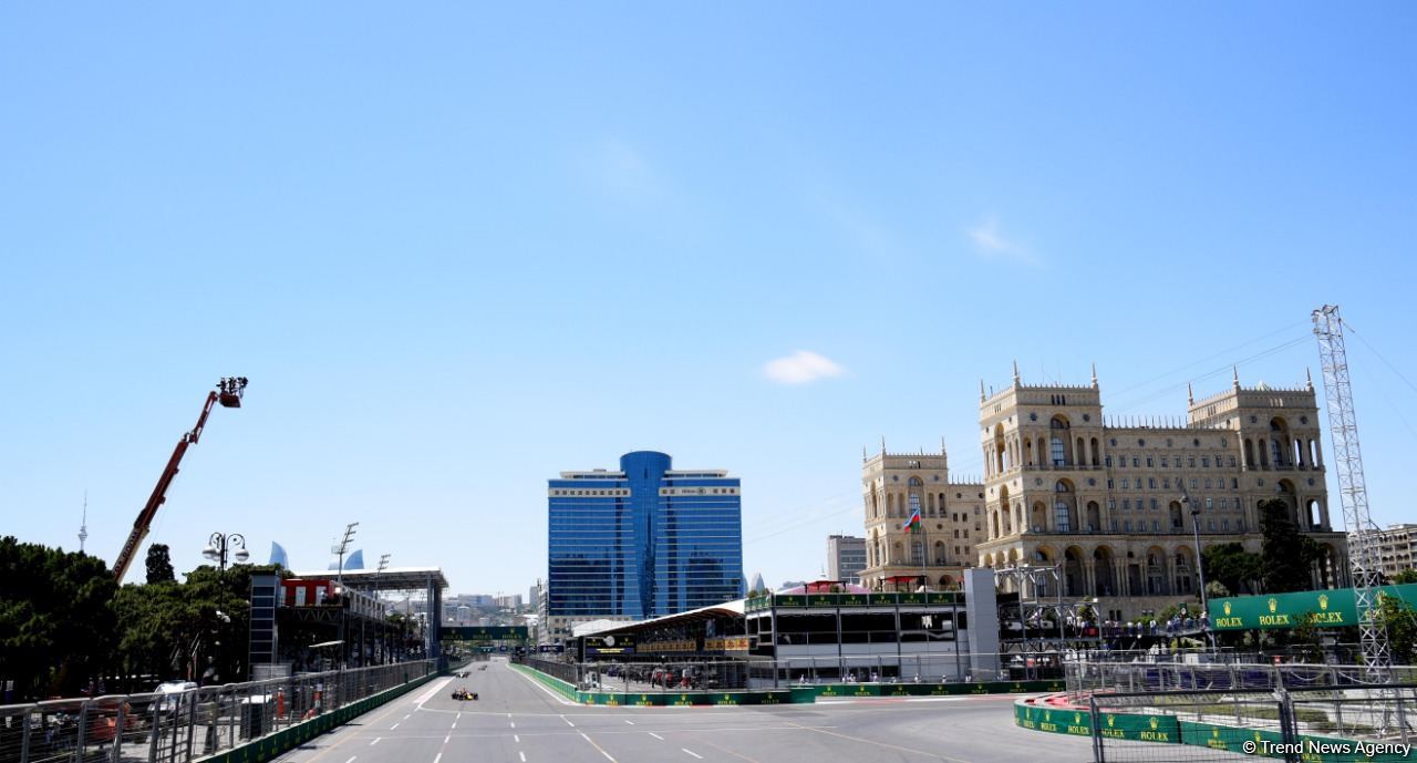 Azərbaycan Qran Prisi çərçivəsində Formula 2 pilotlarının məşq sessiyasına start verilib (FOTO)