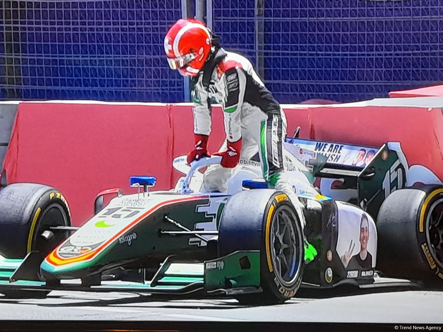 F1 Bakı trekində qəzalar (FOTO)