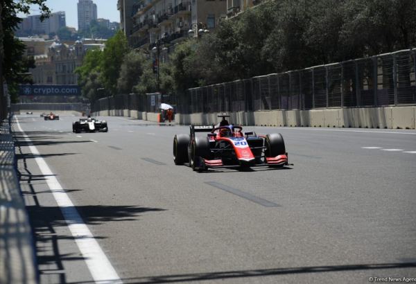 Formula 1 pilotlarının kvalifikasiya sessiyası başlayıb (FOTO)