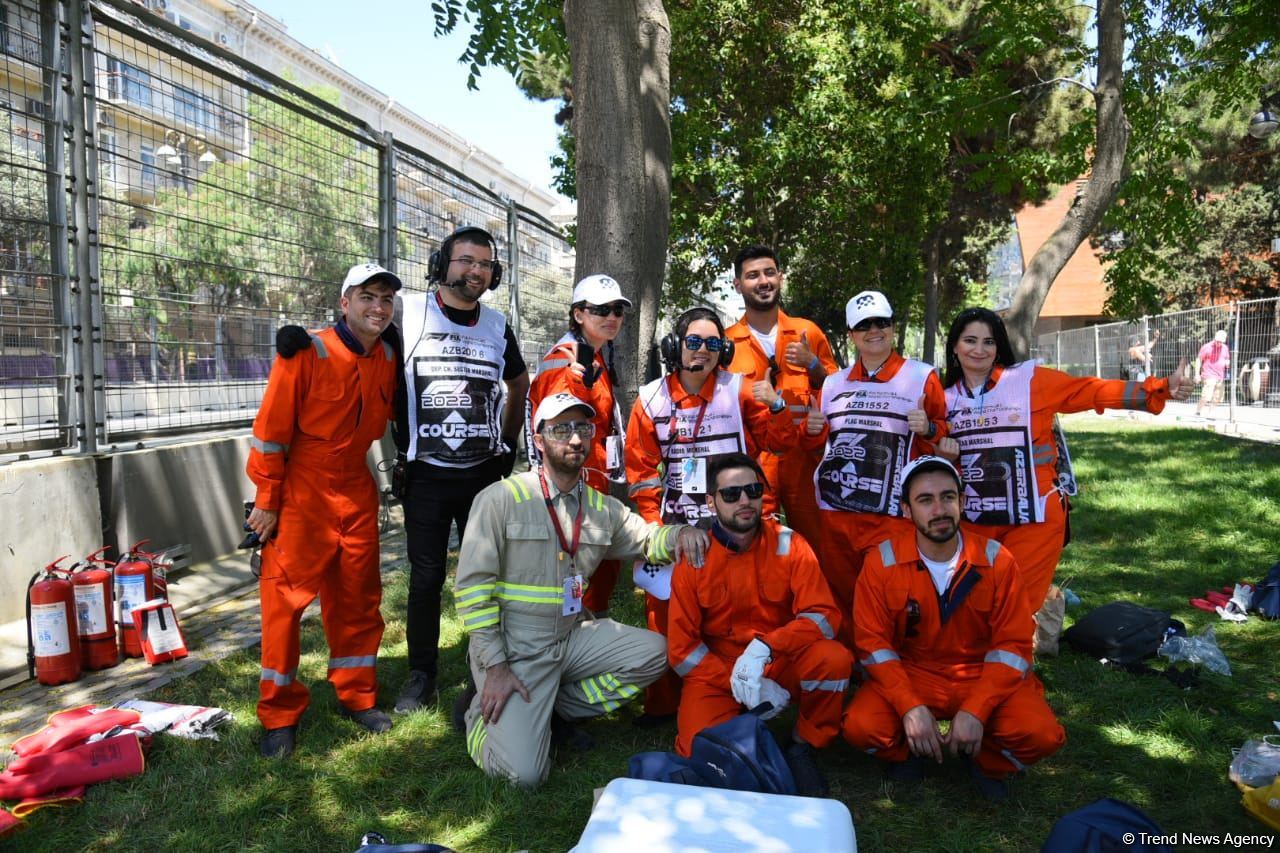 Formula 1 pilotlarının üçüncü məşq sessiyası başa çatıb (FOTO)