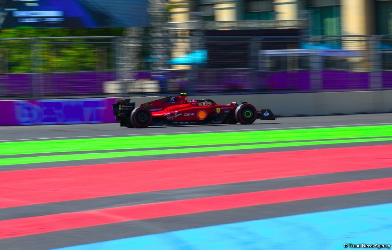 Formula 1 pilotlarının kvalifikasiya sessiyası başlayıb (FOTO)