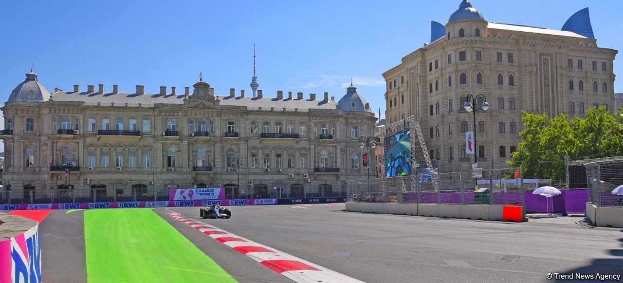 Formula 1 pilotlarının kvalifikasiya sessiyası başlayıb (FOTO)