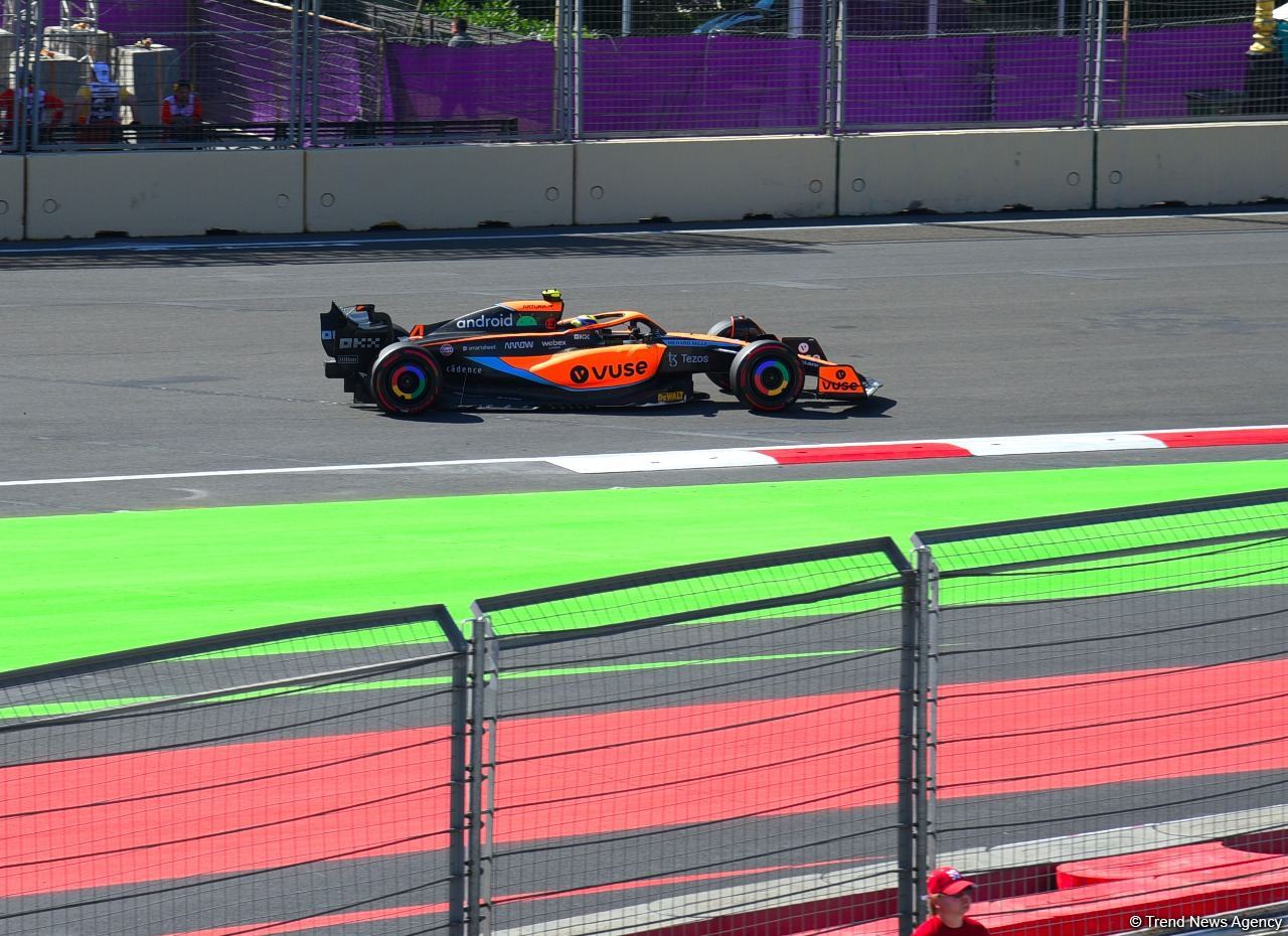 Formula 1 pilotlarının kvalifikasiya sessiyası başlayıb (FOTO)