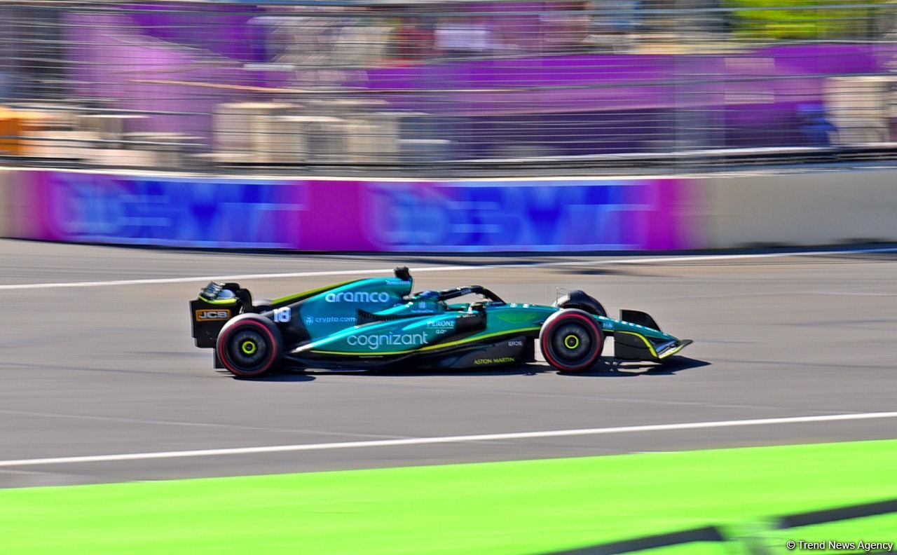 Formula 1 pilotlarının kvalifikasiya sessiyası başlayıb (FOTO)