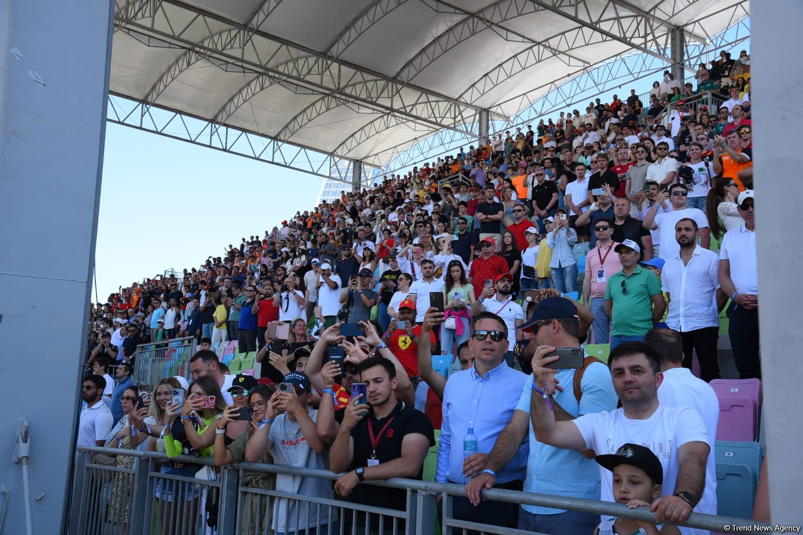 Bakıda Formula 1 Azərbaycan Qran Prisinin final yarışı keçirlib (FOTO)