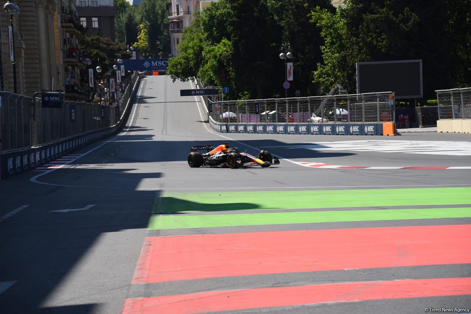 Bakıda Formula 1 Azərbaycan Qran Prisinin final yarışı keçirlib (FOTO)