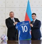 Prezident İlham Əliyev minifutbol üzrə Avropa çempionatının qalibi olan milli komandamızın üzvlərini qəbul edib (FOTO) (YENİLƏNİB-2)