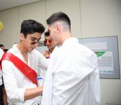 Məktəblərdə "Son zəng" çalındı (FOTOSESSİYA)