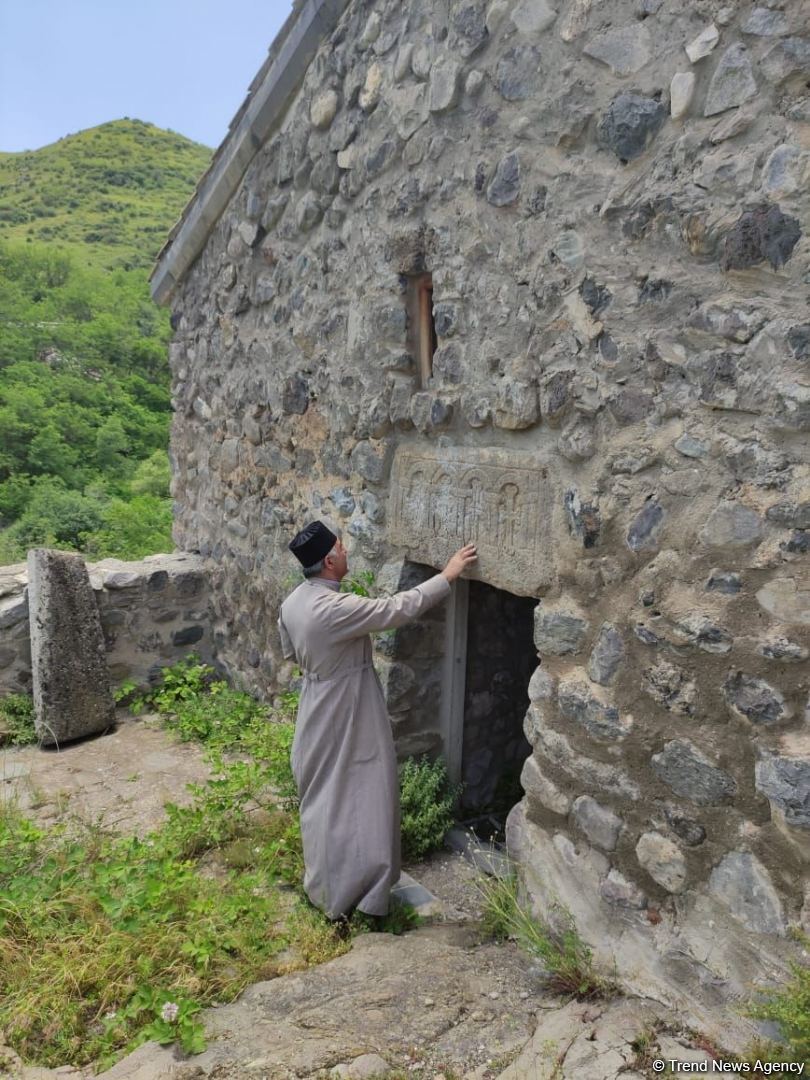 Alban-Udi xristian dini icmasının üzvləri Laçına səfər ediblər (FOTO)