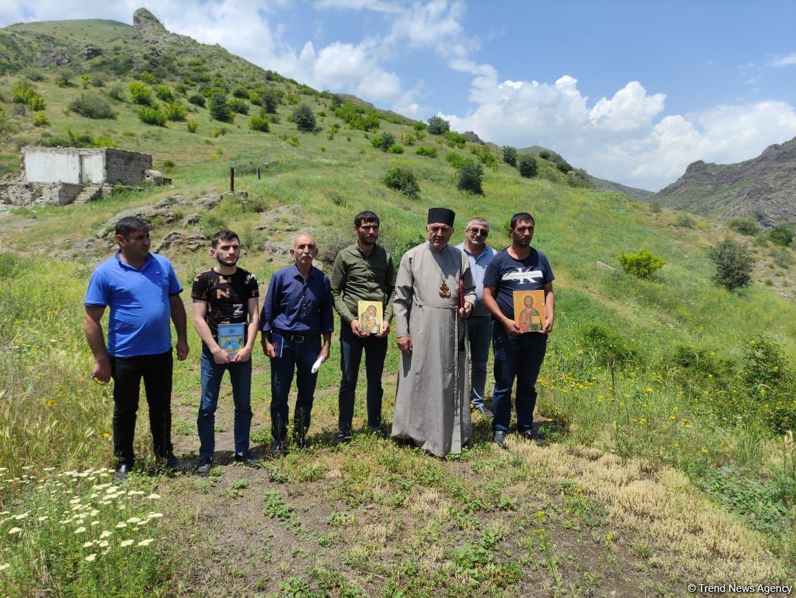 Alban-Udi xristian dini icmasının üzvləri Laçına səfər ediblər (FOTO)