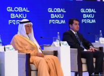 IX Qlobal Bakı Forumu çərçivəsində növbəti panel iclası keçirilib (FOTO)