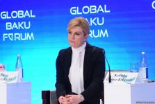 IX Qlobal Bakı Forumu çərçivəsində birinci panel iclası keçirilib (FOTO)