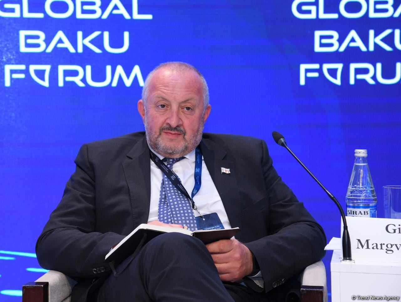 IX Qlobal Bakı Forumu çərçivəsində növbəti panel iclası keçirilib (FOTO)